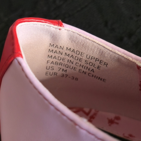 Pink and Red Platform Shoes with Cartoon Design - Picture 11 of 12